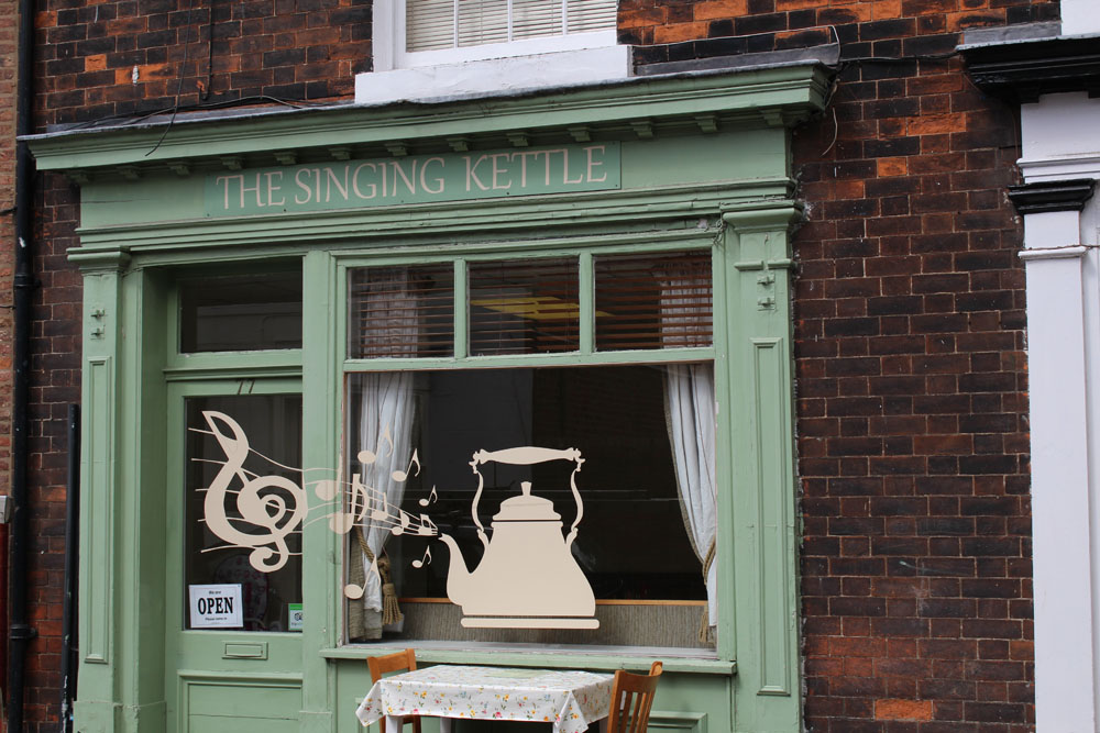 The Singing Kettle