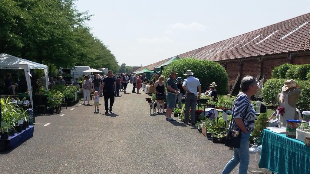 Return of The Ropewalk’s Gardening Day